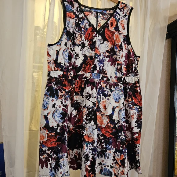 cocktail dress vera wang Vera Wang Black Floral Brocade Pleated Mini Dress S Vera Wang